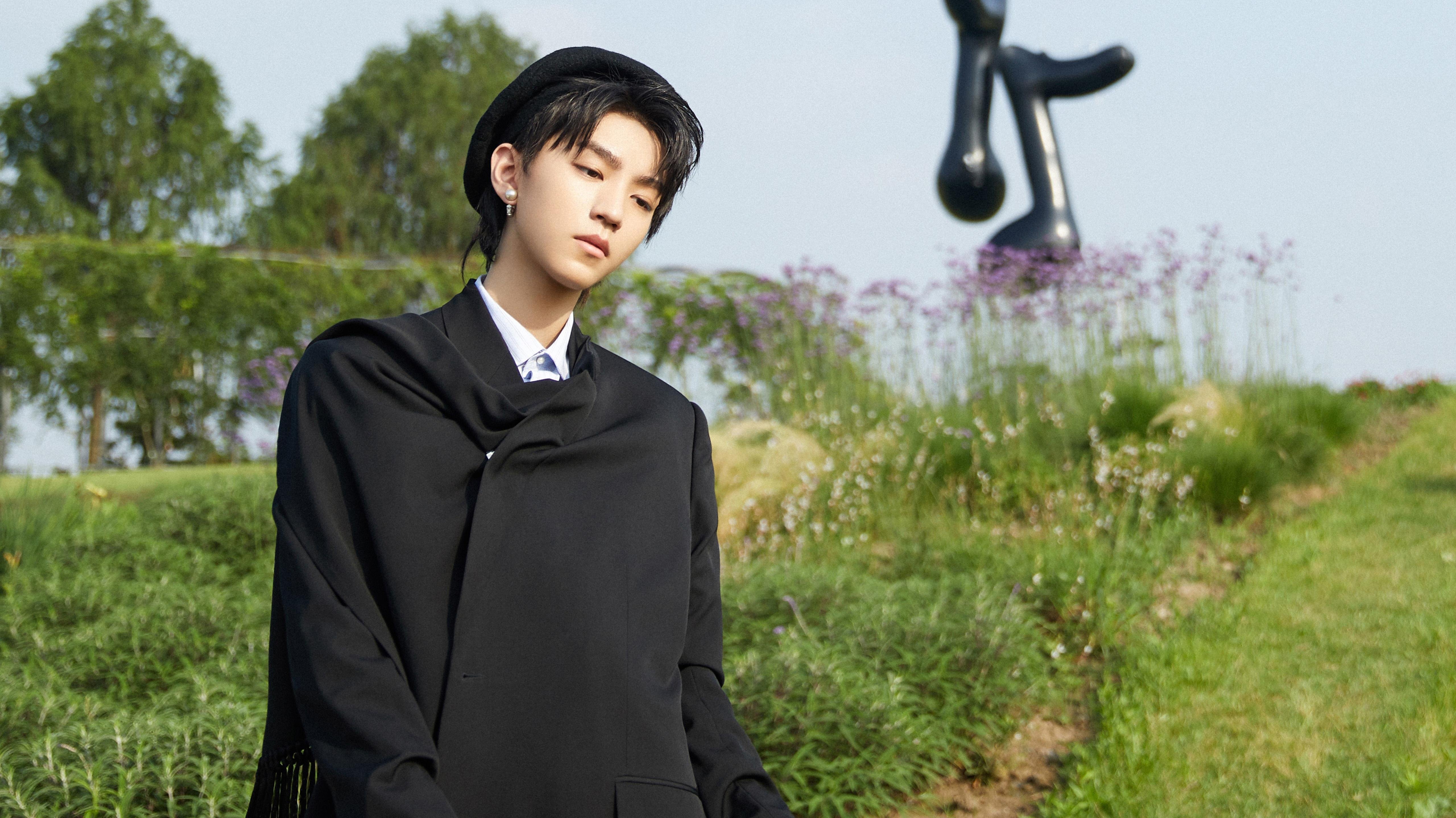 _互动运动艺术展:科技与体育的创新融合_,科技与体育主题标语