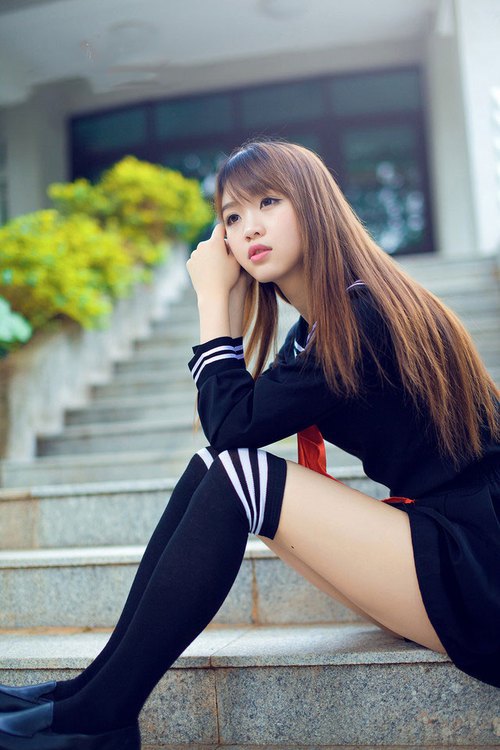 球场“铁血防线”：最难攻破的防守阵容，防守铁原