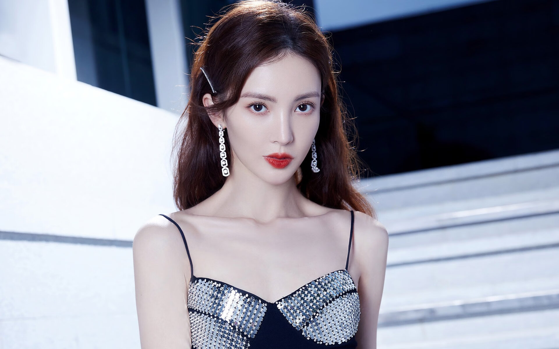 客场逆袭实力抢眼,成绩斐然引发热议,客场比赛是什么意思